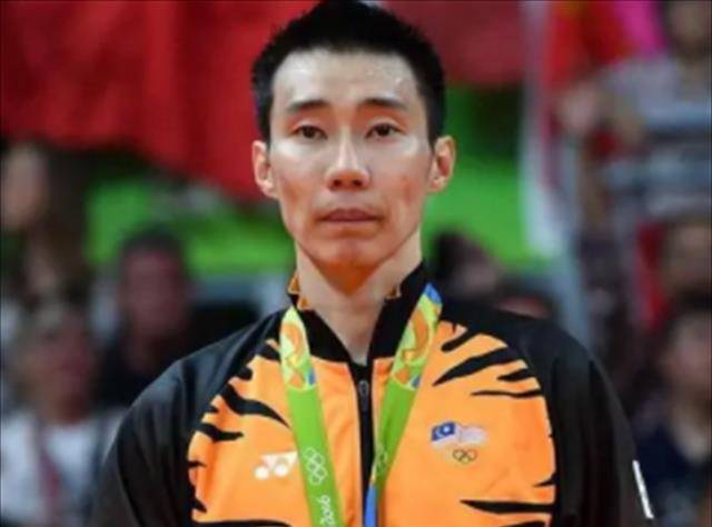 印尼羽毛球队完胜马来西亚羽毛球队,李宗伟高光表现的简单介绍 印尼羽毛球队完胜马来西亚羽毛球队,李宗伟高光表现的简单介绍