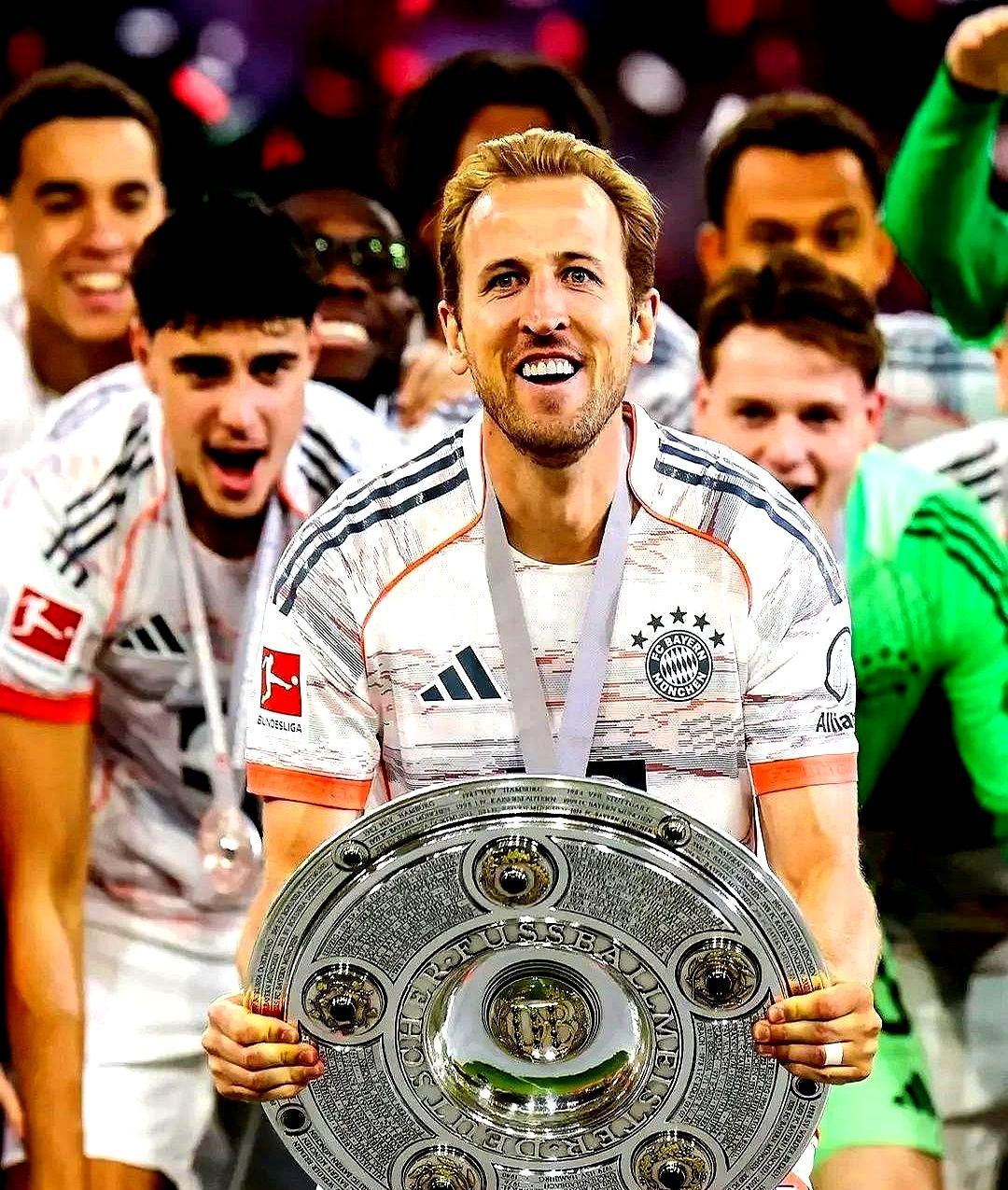 利物浦险胜瓦伦西亚，哈里·凯恩三分雨点燃全场的简单介绍