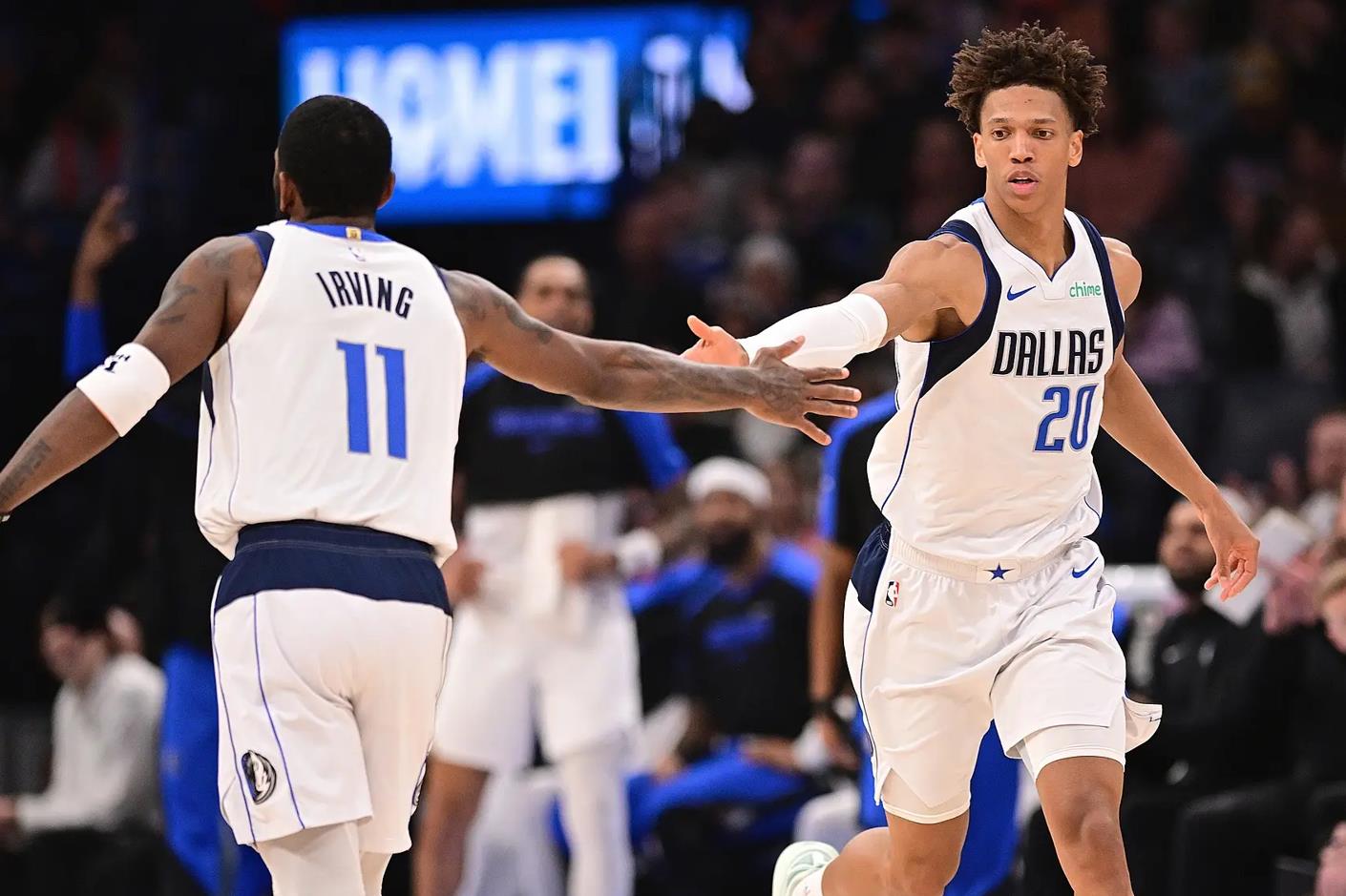 关于马刺队发挥出色，力克对手取胜的信息