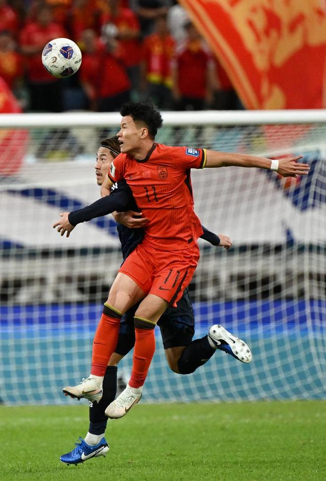 关于替补出场球员助攻破门,帮助球队夺冠的信息 关于替补出场球员助攻破门,帮助球队夺冠的信息