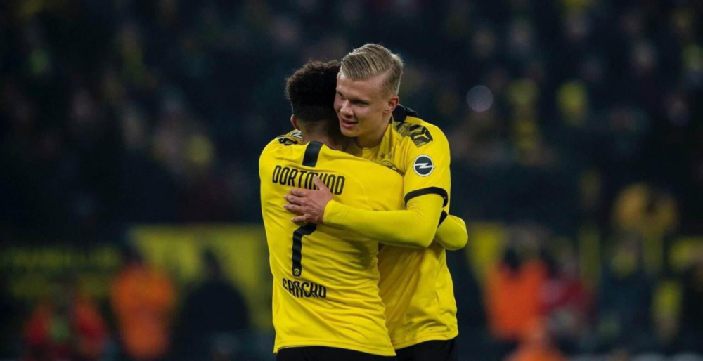 包含弗莱堡连胜，豪取联赛前四位置的词条